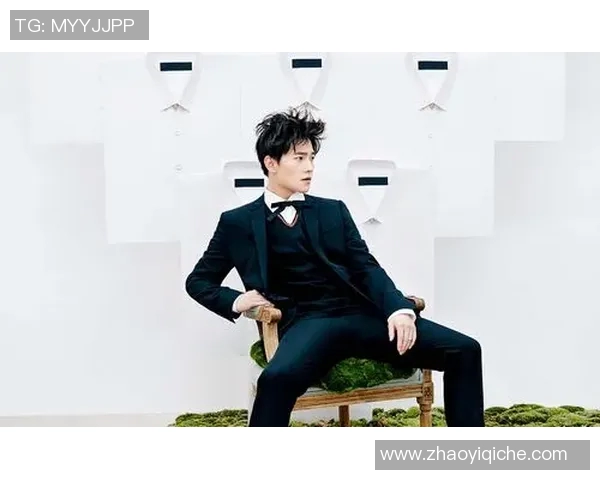 足球明星帅哥走秀视频展现魅力风采引领时尚潮流的精彩瞬间